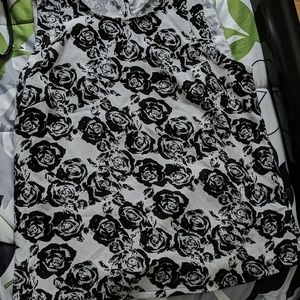 Katherine Barclay Black and White Blouse Top M